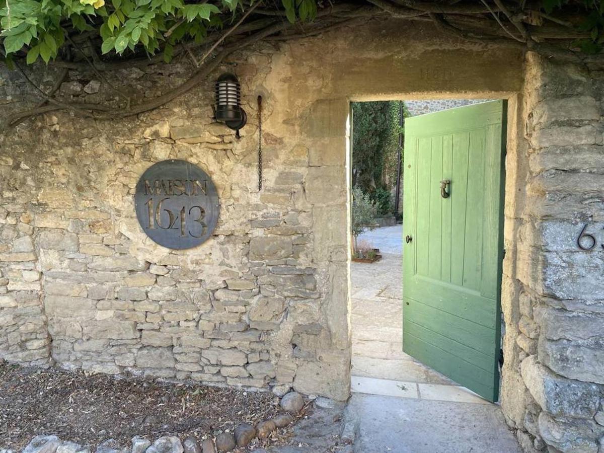Maison 1643 Laudun Exteriör bild